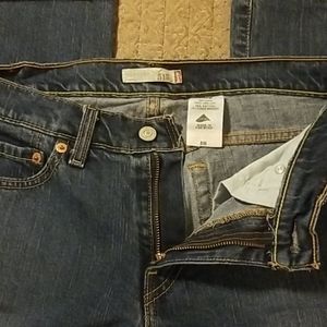 Womens Levi's 515 size 8M/ 31 inseam